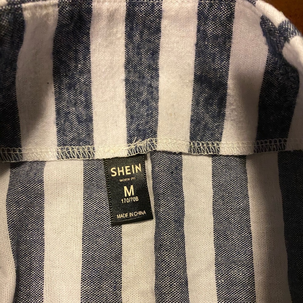 NWOT Button front Skirt - Picture 3 of 6